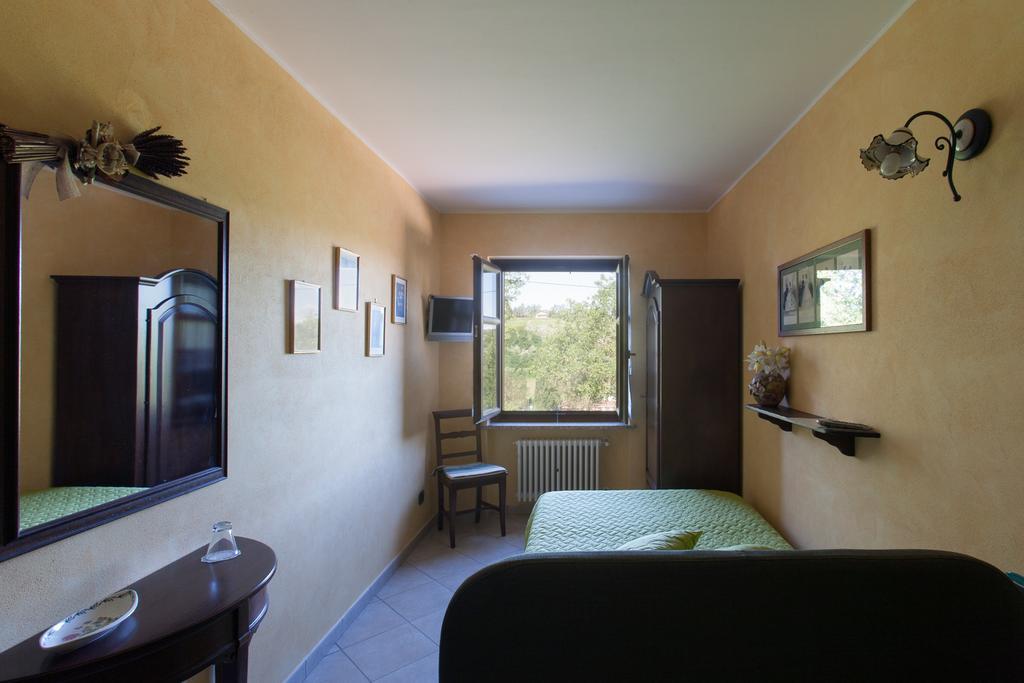Ferrere B&B Castelvecchio חדר תמונה