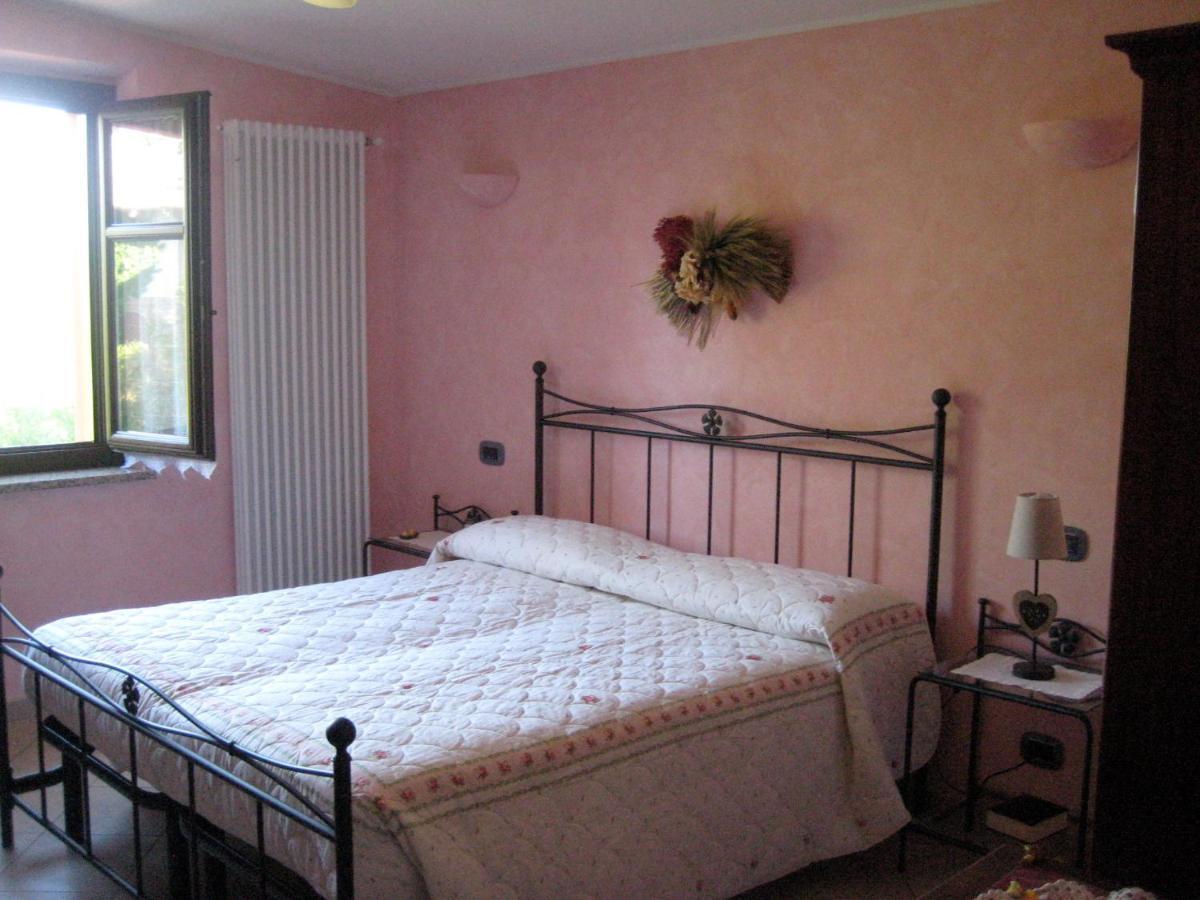 Ferrere B&B Castelvecchio חדר תמונה